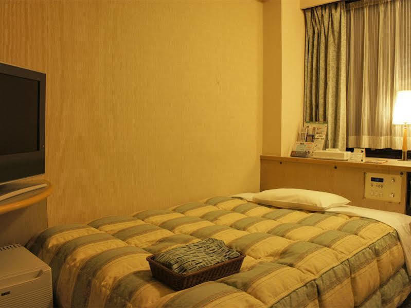 Hotel Route-Inn Grand Tokyo Toyocho Екстериор снимка